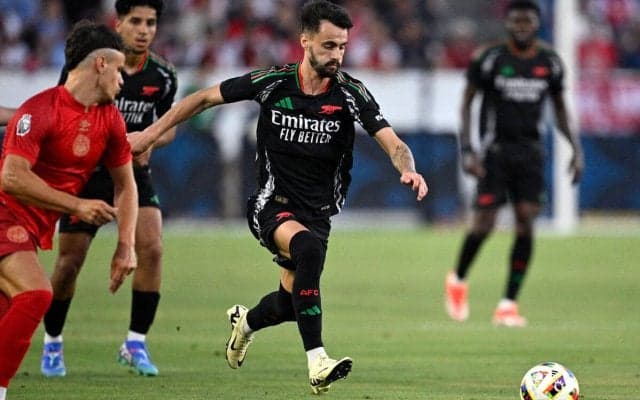 アーセナルMFヴィエイラが古巣から“救いの手”…ポルトがレンタルでクラブ間合意か