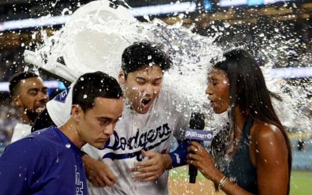 「ワオ！！」大谷翔平史上6人目の「40ー40」はグランドスラムで達成　同僚の＂手荒い祝福＂も「1番の思い出になる」笑顔はじける