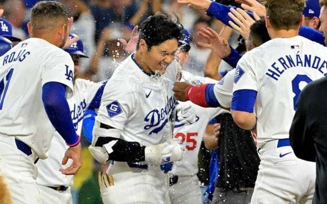 大谷サヨナラHRも…直前にあった同僚の“伏線”にX注目　まさかの行動に「パワー貰ってるやん」