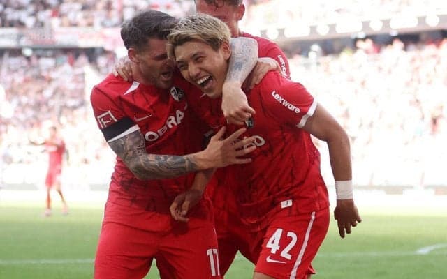 「最高すぎる！」「泥臭いゴール良い」堂安律が開幕戦で貴重な逆転ゴール！ お尻でコントロールして押し込む！！