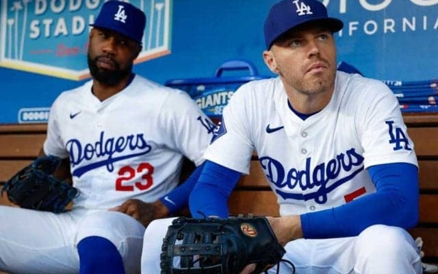 親友が“戦力外”…フリーマンは「分かっていた」　大谷の歓喜の裏で…未だ残るツーショット