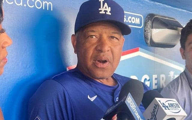 大谷翔平は「水を被っていた」　手荒い祝福…指揮官が明かす歴史的一夜の“その後”