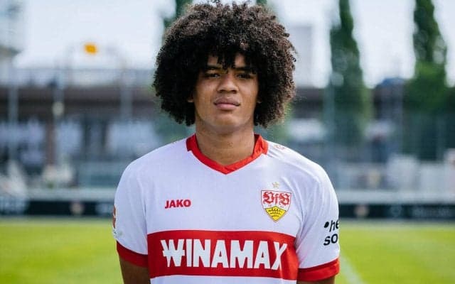 「満足はしていない」ついにブンデスデビューのチェイス・アンリ、第一歩を踏み出し意気込み「スタメンを狙っていきたい」