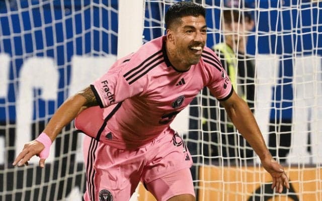 MLS再開でいきなり…37歳スアレスが開始30秒弾含む2ゴール！ 錆びつかぬ冷静なフィニッシュ「流石としか言いようがない」