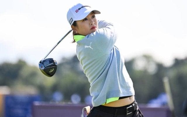 西郷真央「調子自体は落とさないようにしたい」　首位と5打差で残り18ホールへ