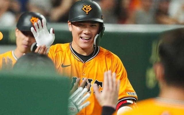 坂本勇人、殊勲の5号2ラン　6回までノーノーの大野を攻略…1軍復帰後初HRにドーム騒然
