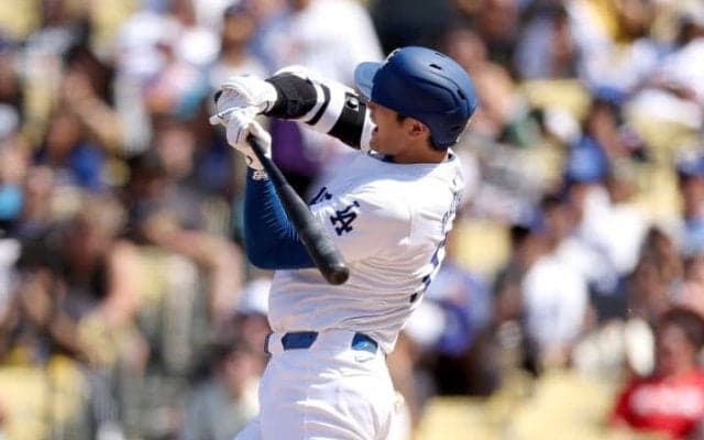 大谷翔平、左手首にあわや大ケガの“ヒヤリ”とする死球で絶叫！球場は大ブーイング→ベッツの決勝2ランでドジャース勝利