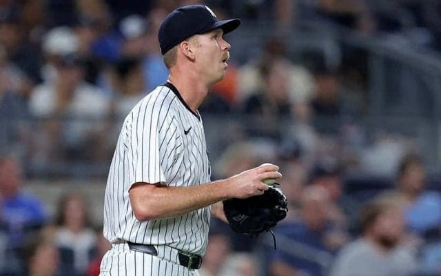 元助っ人の“戦力外”に疑問殺到「Why?」　理解に苦しむヤ軍ファン「なんという過ち」