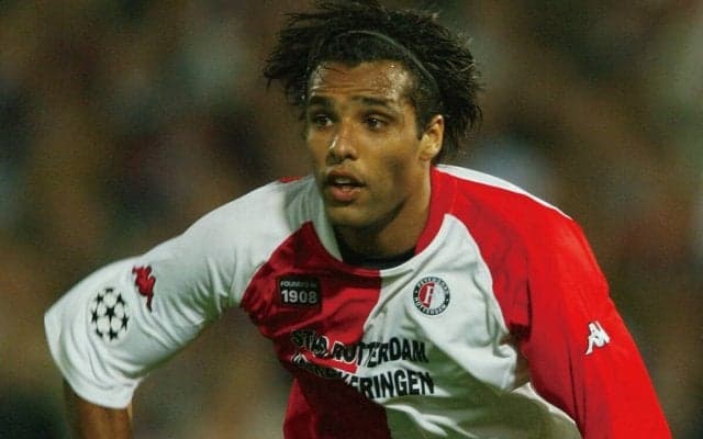 フェイエノールト主砲のフォレスト移籍にOBファン・ホーイドンクが反対「プレミア向きじゃない」「空中戦の勝率が…」