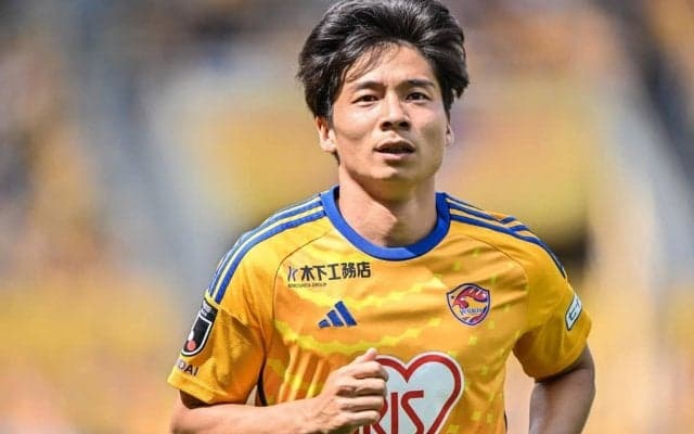 【長澤和退団で求められる、ベガルタ仙台の「プラスの化学変化」(1)】森山佳郎監督が試合後にあえて飛ばした強い言葉とは……松下佳貴、工藤蒼生、鎌田大夢への期待を触媒に