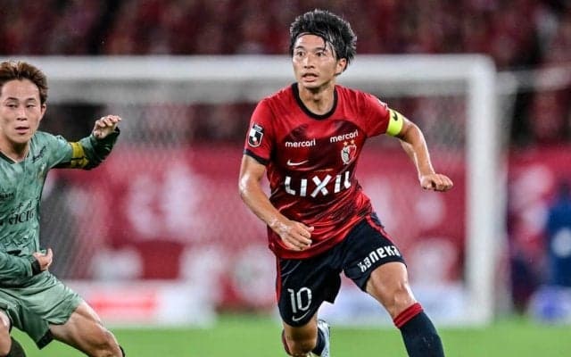 【アウェーで今季8敗目。4位後退の鹿島が進むべき道(2)】「特効薬はないので、新戦力が早くチームに馴染むことを…」と話すキャプテン・柴崎岳。今こそ求められるチームの一体感と結束力