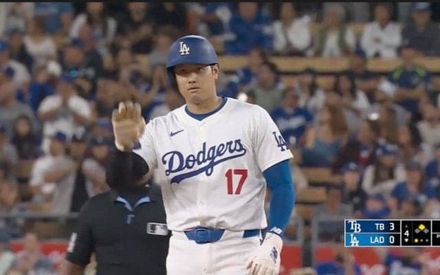 捕った時点で二塁目前！ 大谷翔平が完全に“盗んだ”　驚速スタートに捕手、大慌ての瞬間