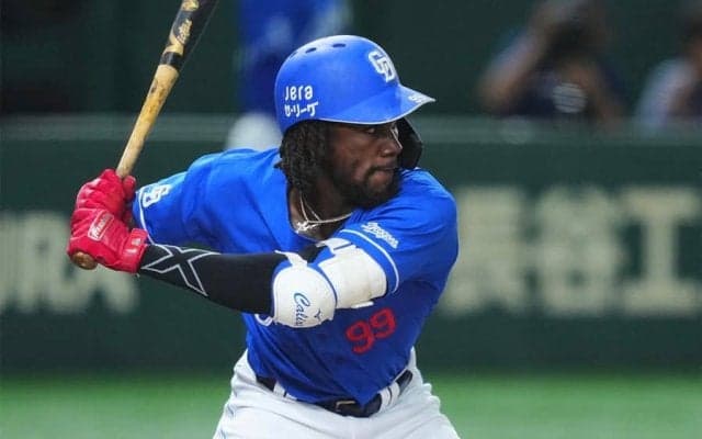 中日、カリステが1軍復帰　前日4選手抹消の燕は中村＆原らを登録…27日の公示