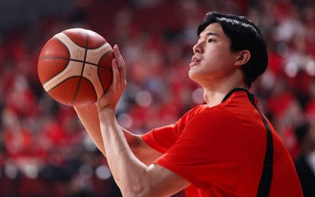 渡邊雄太が日本代表“国内組”に感謝「今度は僕がBリーグでプレーする」