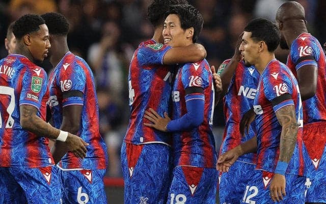 鎌田大地が初ゴール＆初アシストのパレスが公式戦初勝利！　三笘温存ブライトンや坂元達裕＆斉藤光毅も3回戦進出【EFLカップ】