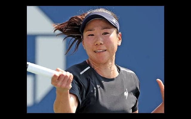  日比野菜緒 元世界1位に完敗 