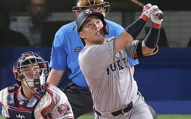 巨人・浅野翔吾が先制2ラン、3試合ぶり豪快3号に敵地騒然…首位浮上へ大きな一撃