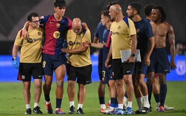 バルセロナの新星MFベルナルが重傷…左ヒザ前十字じん帯断裂＆半月板損傷で手術へ