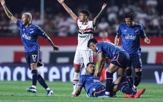 試合中に倒れた27歳MFが5日後に他界…第二子誕生から10日、コパ・リベルタドーレスでの悲劇