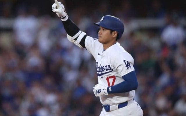 大谷翔平、衝撃42号で打ち立てた史上8人目の快挙　異次元すぎる“真夏の躍動”