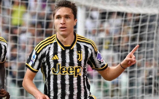 リバプールの戦力補強1号はイタリア代表FWキエーザ！ 背番号「14」で移籍金は19.1億円か