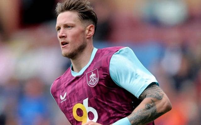 オランダ代表FWヴェグホルストがアヤックスに完全移籍！ 代表でスーパーサブのゴールハンターが6年ぶり母国復帰