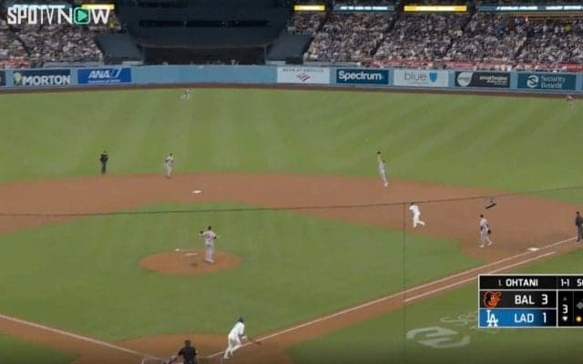 大谷翔平の“弾丸ライナー”に「ドン引き」 相手野手の頭上を“爆速通過”する瞬間が「もはやホラー」