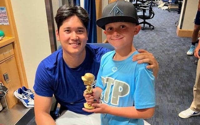 大谷人形欲しくて…息子が父のグラブ“強奪”　ファンと交換されたド軍右腕「クリスマスはなし！」
