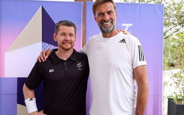 クロップがパリ・パラリンピック観戦…プロサッカー選手の夢絶たれた20年来の友人を応援「これほど誇らしいことはない」