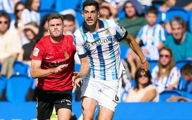 ソシエダのCFカルロス・フェルナンデスが西2部に移籍…