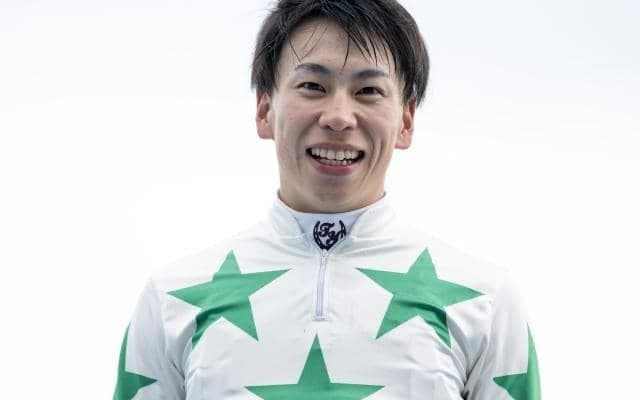 横山武史騎手が6日ZOZOマリンでファーストピッチセレモニーに登板 千葉ロッテが「秋競馬開幕！ JRA中山競馬場ナイター」を開催