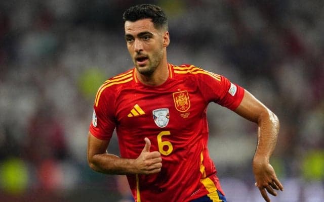 アーセナルに悲劇、ソシエダから獲得したMFメリーノが最初のトレーニングで負傷…アルテタ監督「肩の小さな骨折のよう」