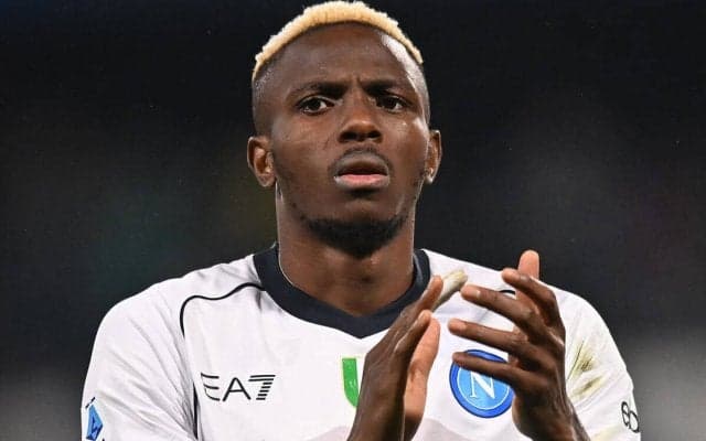 チェルシー行き破談のオシムヘンにナポリでの居場所なし…残る選択肢はサウジ移籍か