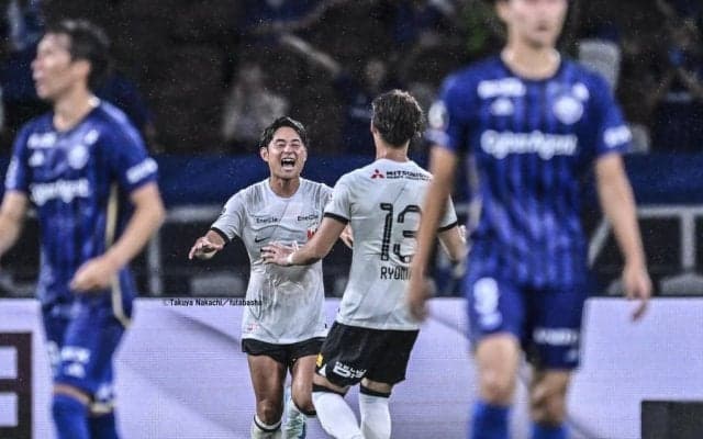 「ホントに完璧なセットプレーだった」浦和レッズが町田相手に決めた“デザインセットプレー”が「マジでこのゴールは美しい」と大絶賛！「右のアウトってのがまたカッコ良い」の声