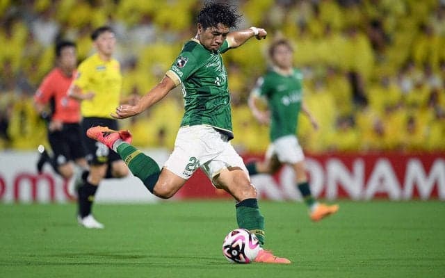 「チームの勝利にやっとゴールで貢献できた」東京Vの木村勇大、2桁ゴール到達のゴラッソに「やっとここで動かすことができた」