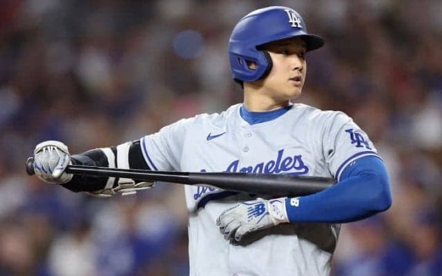 「パワーと精度はまるで交響曲」ドジャース、試合開始直後での3連続アーチにLAメディアも驚愕！大谷翔平の44号先頭打者本塁打には「Dバックスを唖然とさせた」