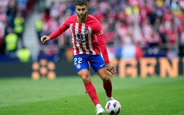 守備補強に動くローマがエルモソと個人合意！ フンメルス獲得の可能性も残る