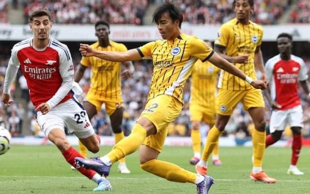 ブライトン、10人のアーセナルにドロー決着　三笘薫への現地評は分かれる「交代まで終始、脅威となっていた」「あまりボールに絡めず」