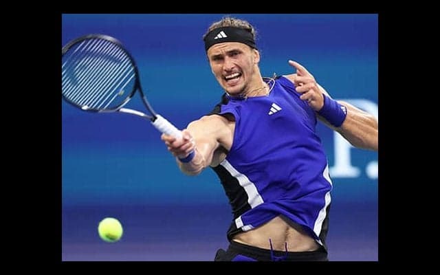  ズベレフ8強 最終戦出場権も獲得 