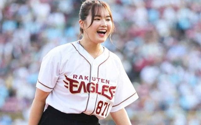 仙台に舞い降りた24歳美女にファン虜　ポニテゆらりのマウンドが「可愛すぎる」