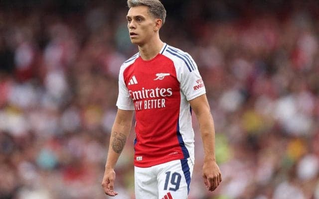 スーパーサブとして輝くトロサールをアーセナルは売却せず、アル・イテハドからのオファーを拒否