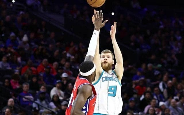 ラトビア出身の長身シューター、ダービス・ベルターンスがウォリアーズとワークアウトへ