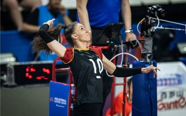 KUROBE　レーナ・シュティグロートら3選手の加入を発表