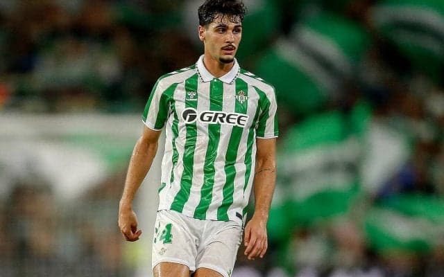 スパーズがビッグクラブ関心示す米代表MFの優先交渉権を確保…ベティス会長が買取OP認める