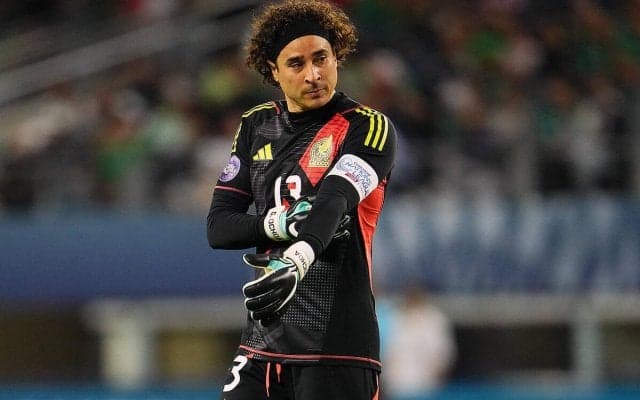 メキシコの守護神オチョアの新天地が決定！　自身初のポルトガル挑戦