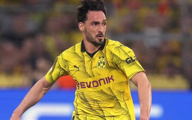 ローマのCB補強は終わらず…本命フンメルスに加えて2つのオプション