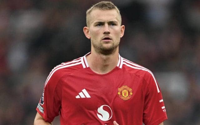 “ユナイテッドでのデ・リフト”にファーガソン時代のオランダ人コーチが期待「試合を重ねるごとに興味深くなる」