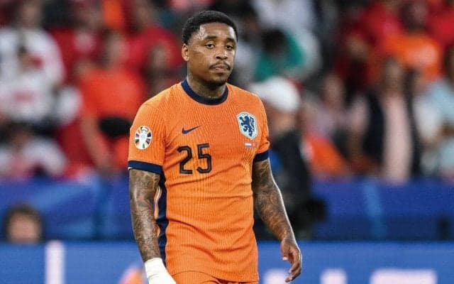 「まだ26歳だろう…」オランダ代表指揮官がサウジ移籍のベルフワインに苦言、構想外明言「ワイナルドゥムとはワケが違う」