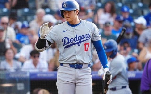 大谷翔平の凱旋にエ軍ファンもスタンディングオベーション　異例の喝采、歓迎ビジョンで祝福