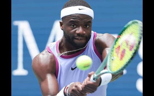  ティアフォー4強へ ディミは無念の棄権 